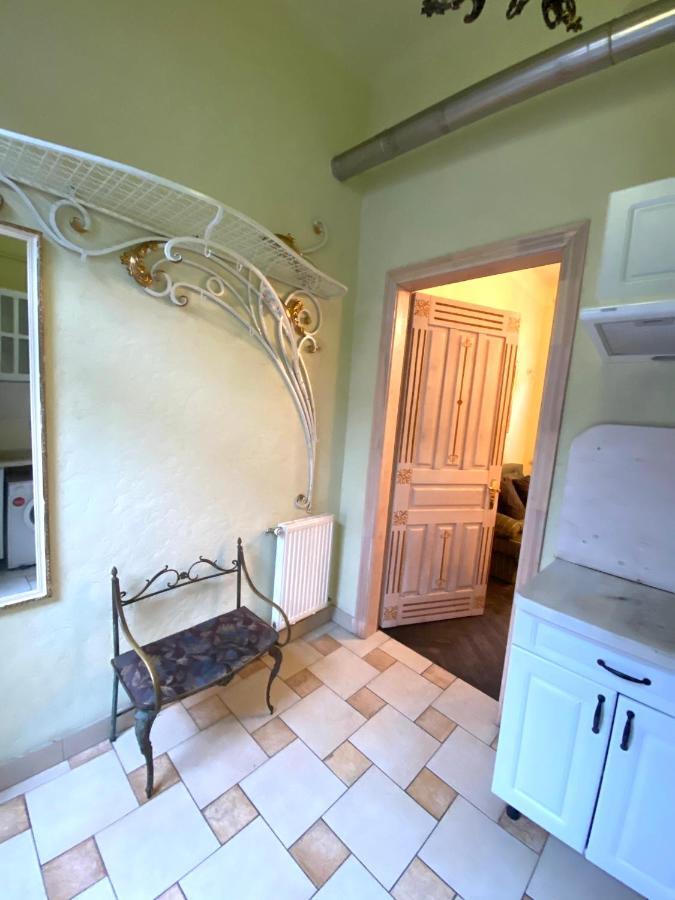 Квартира В Центрі На Вулиці Валова 21 Lviv Exterior photo