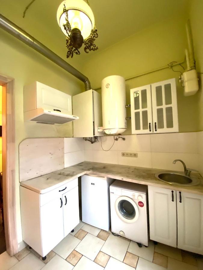 Квартира В Центрі На Вулиці Валова 21 Lviv Exterior photo